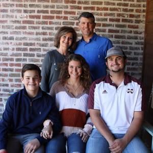 Meet your Posher, Misty